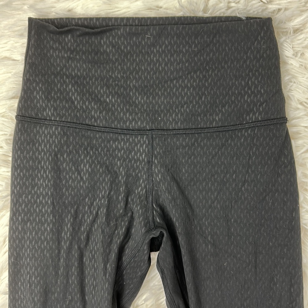 Lululemon Align Crop *21" Diverge Emboss Black